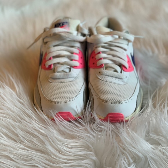 Nike Air Max Women’s Size 7 - Picture 2 of 4
